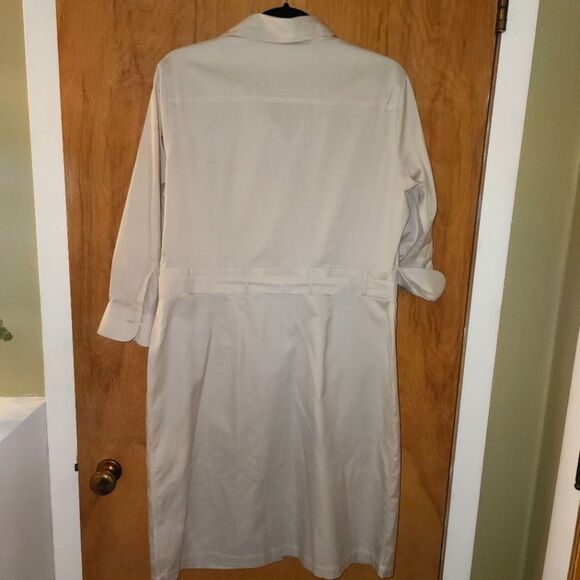 Brooks Brothers 10 Chic Safari Beige Shirt Dress with Belt Capsule Minimalist - Picture 7 of 16